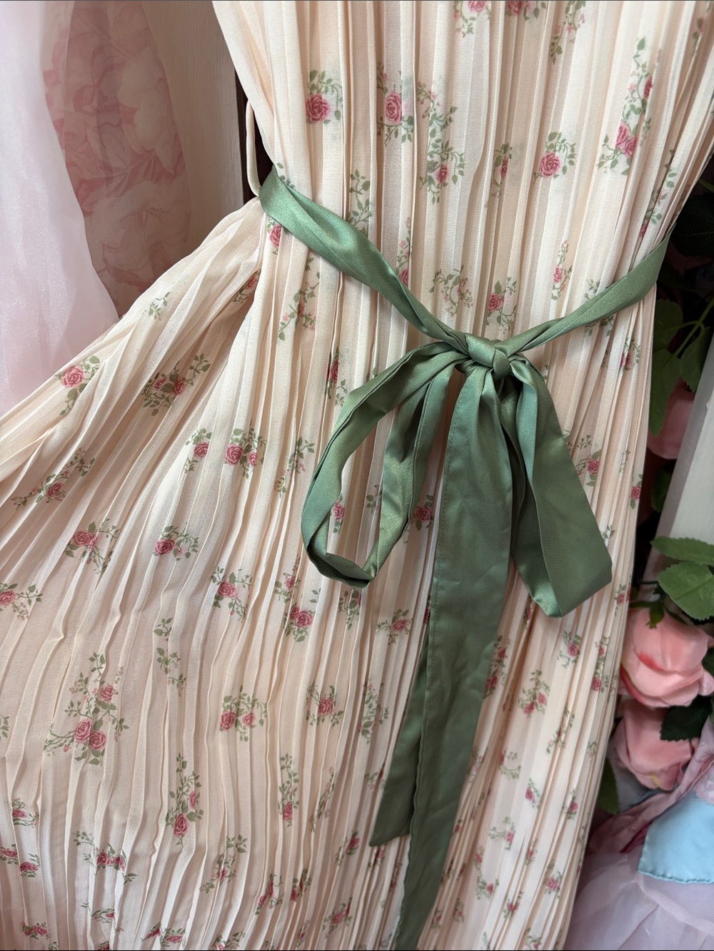 Romantic Cream Floral Midi Dress with Green Sash - Picture 2 of 5